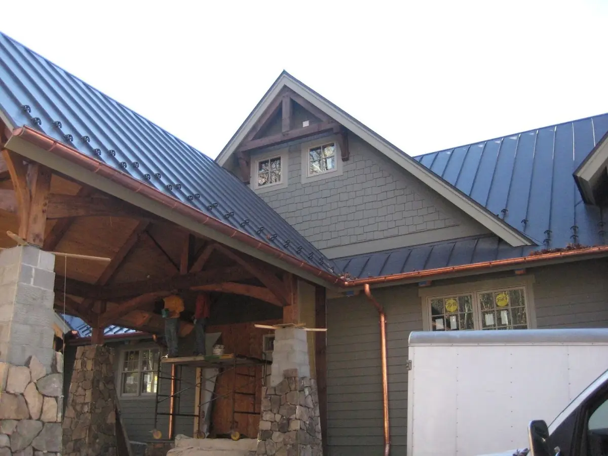 Craftsman Roofing team delivering quality roofing work in Emerald Valley